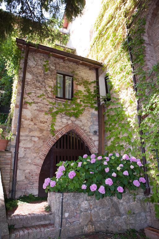 Antico Convento Santa Chiara Hotel Sarteano Exterior foto